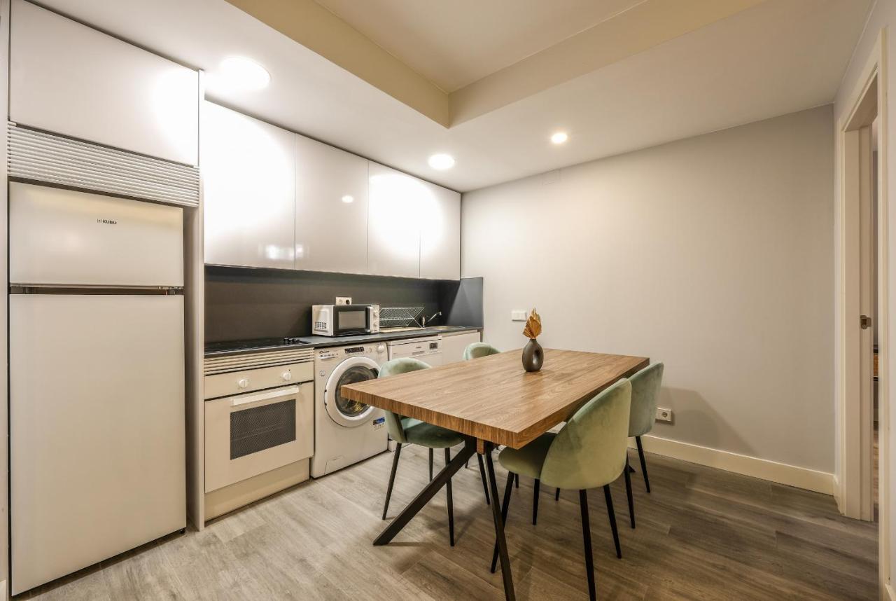 Apartamentos Reformados En Arturo Soria Madrid Ngoại thất bức ảnh