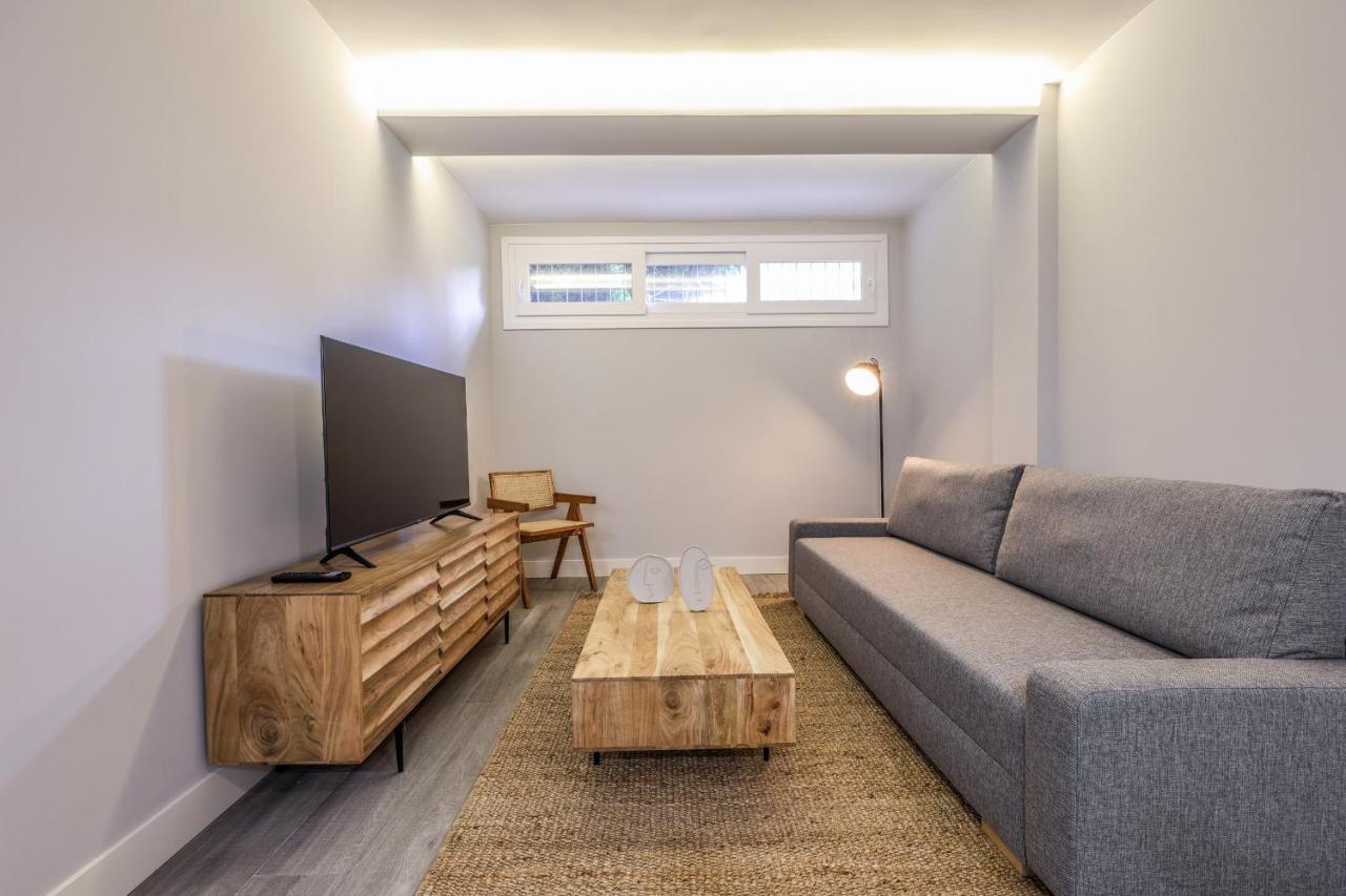 Apartamentos Reformados En Arturo Soria Madrid Ngoại thất bức ảnh
