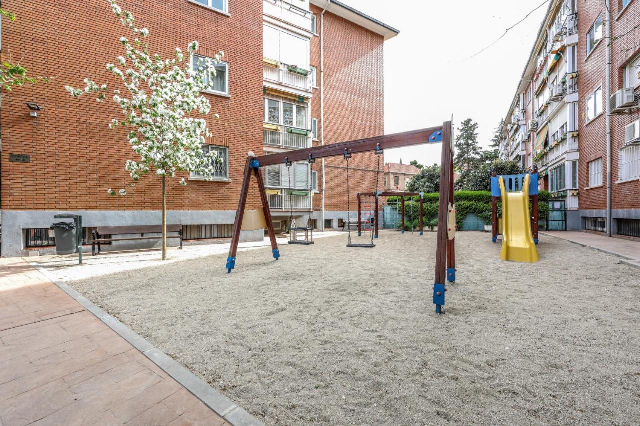 Apartamentos Reformados En Arturo Soria Madrid Ngoại thất bức ảnh