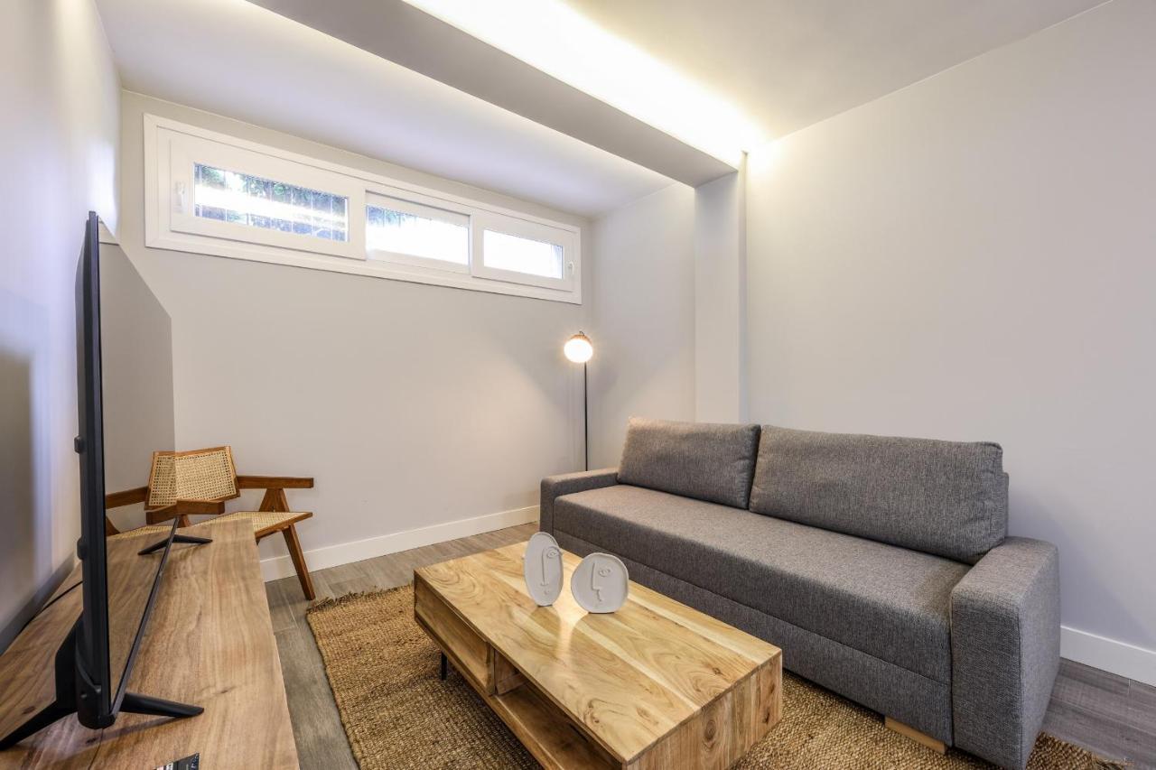 Apartamentos Reformados En Arturo Soria Madrid Ngoại thất bức ảnh