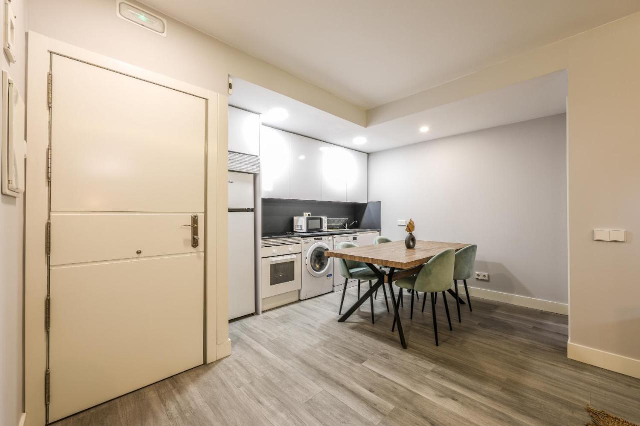 Apartamentos Reformados En Arturo Soria Madrid Ngoại thất bức ảnh